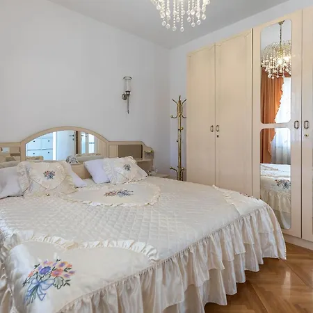 Marinko, No 2 公寓